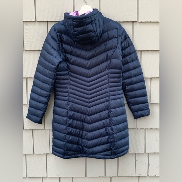 Mountain Hardware Jacket - Picture 2 of 4